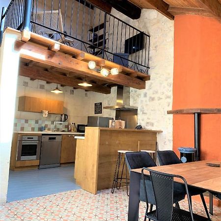 Maison De Charme Dans Le Centre Historique , Wifi Clim 6 Pers Calme Et Confort Lejlighed Arles Eksteriør billede
