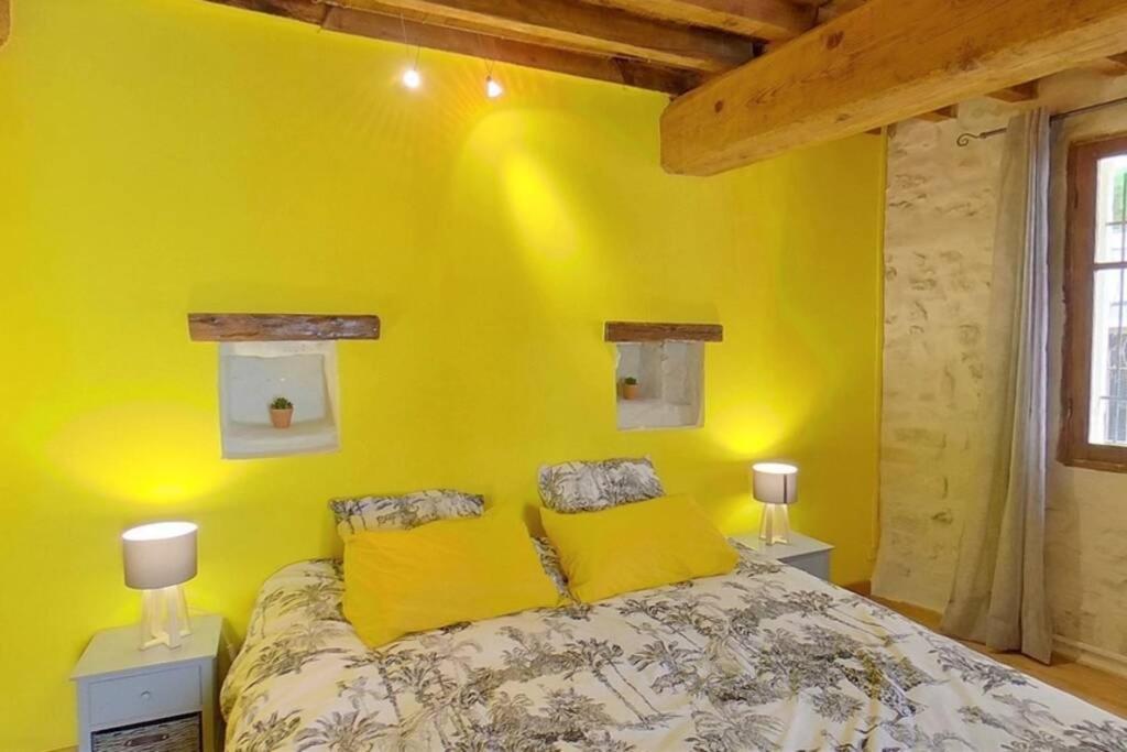 Maison De Charme Dans Le Centre Historique , Wifi Clim 6 Pers Calme Et Confort Lejlighed Arles Eksteriør billede