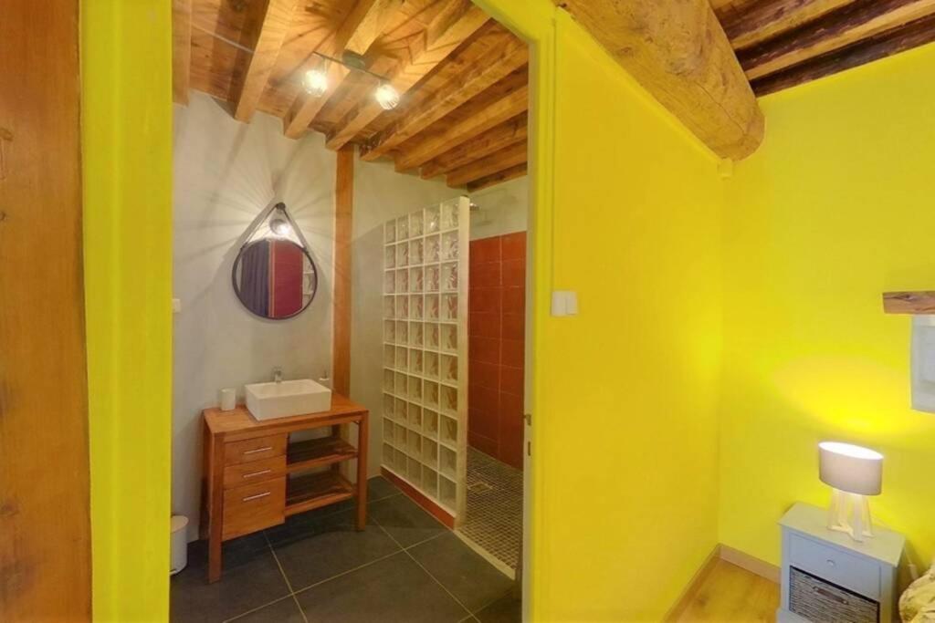 Maison De Charme Dans Le Centre Historique , Wifi Clim 6 Pers Calme Et Confort Lejlighed Arles Eksteriør billede